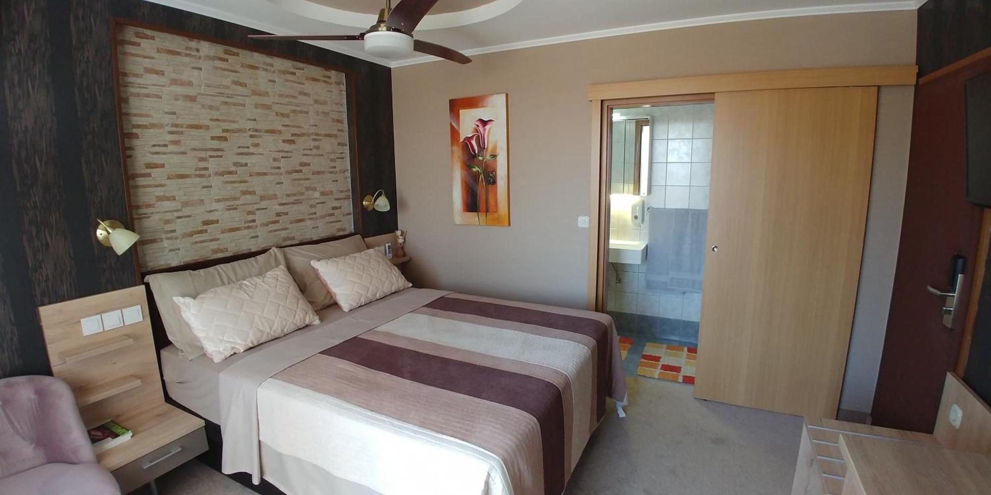 Bed & Breakfast Villa Adriana Premantura Kamer foto
